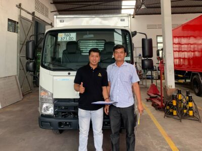 giao xe isuzu (6)