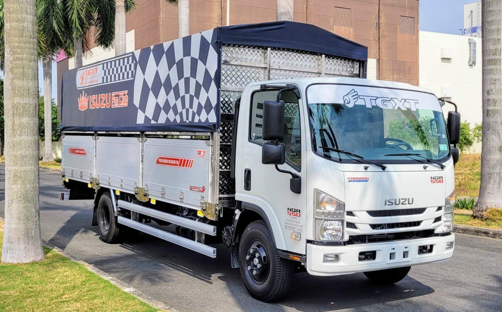 Xe tải isuzu NQR 550 5T8